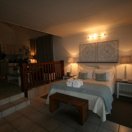 Dusk To Dawn Guesthouse Piet Retief Buitenkant foto